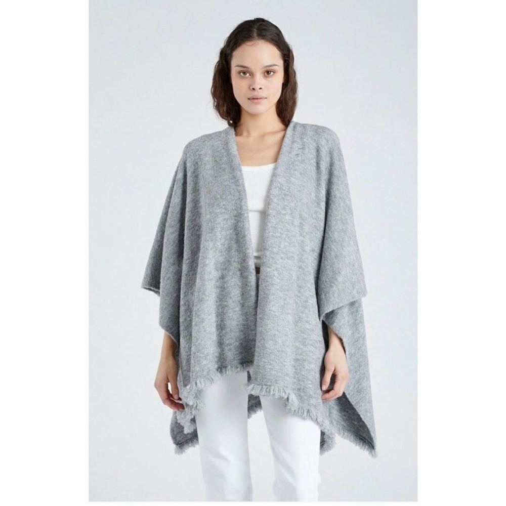 Beryll Cashmere Serape BLACK Oversized Blanket Scarf / Wrap / poncho